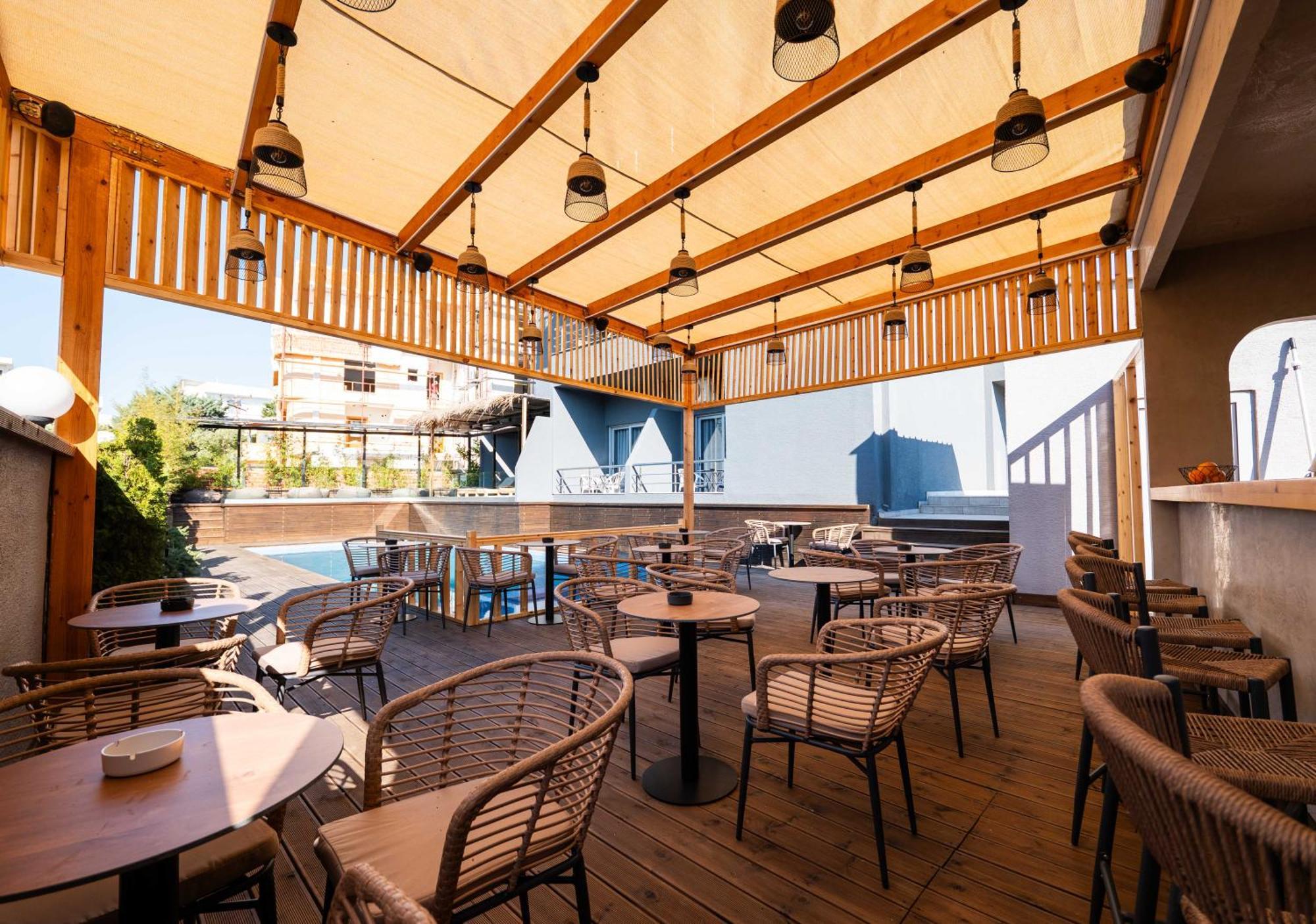 Hotel Piramida Ksamil Bagian luar foto