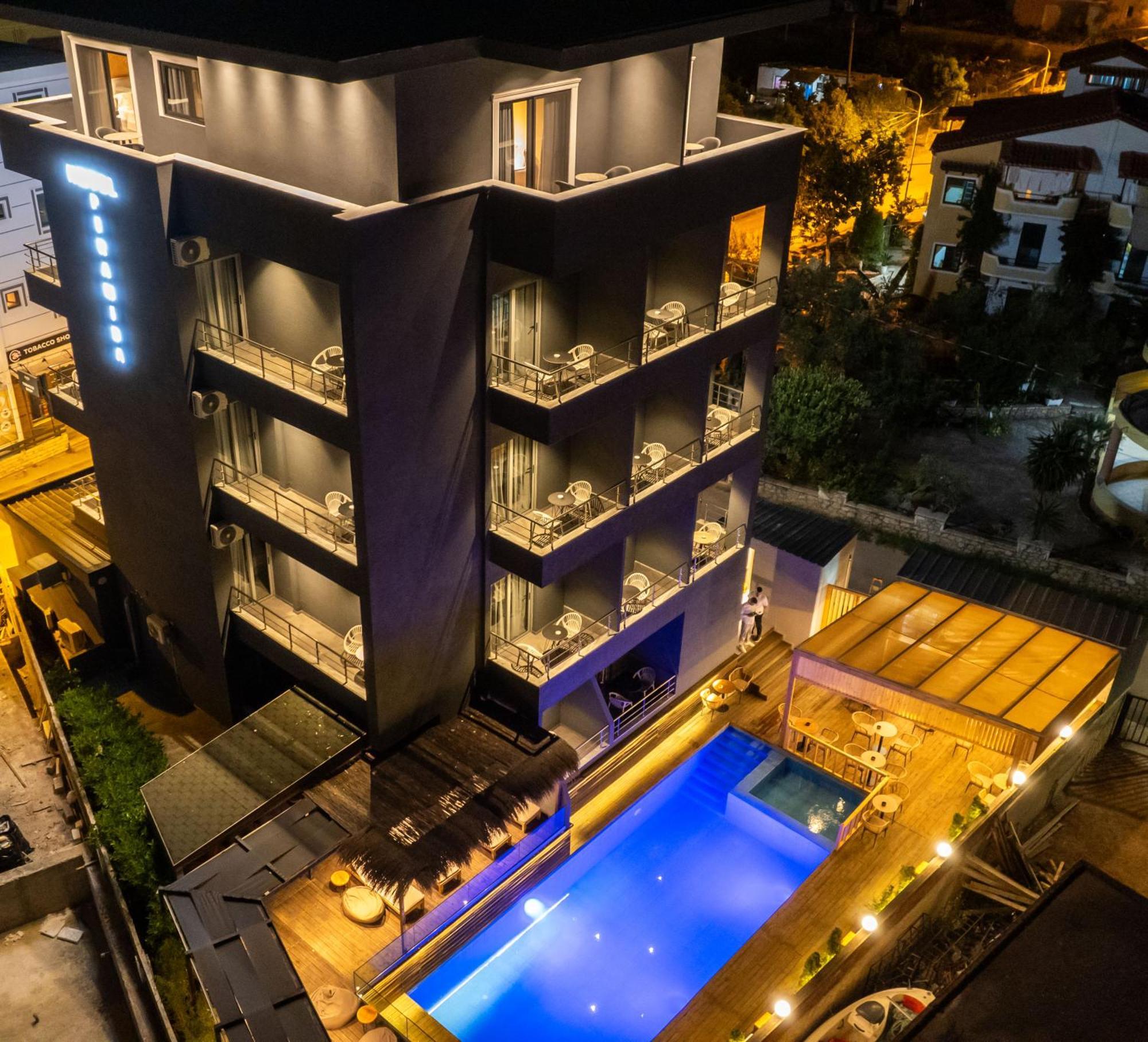 Hotel Piramida Ksamil Bagian luar foto